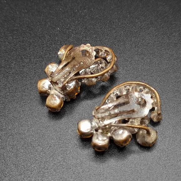 Vintage Made Austria Clear Rhinestone Clip Earrings, 1 1/4" - Picture 9 of 9